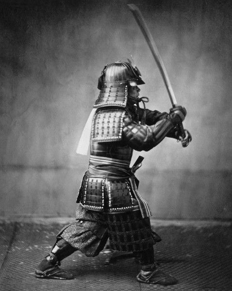 Samurai_with_sword_Felice_Beato_circa_1860-478x600