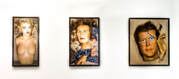 David LaChapelle, Still Life Series, 2009-2012. Installation view David LaChapelle. Fotografías 1983-2013, Museo de Arte Contemporáneo (MAC), Parque Forestal, Santiago de Chile, Jul-Sept 2015. Photo: Damaris Herrera. Courtesy: MAC