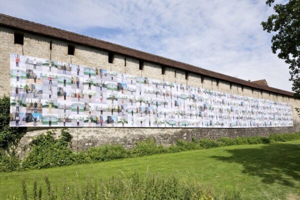 Ai_Weiwei___Old_City_Wall___Galerie_Urs_Meile_Beijing_-_Lucerne___Luzern_neugerriemschneider___Berlin_aaaaaaaaaaayrqe-1024x682