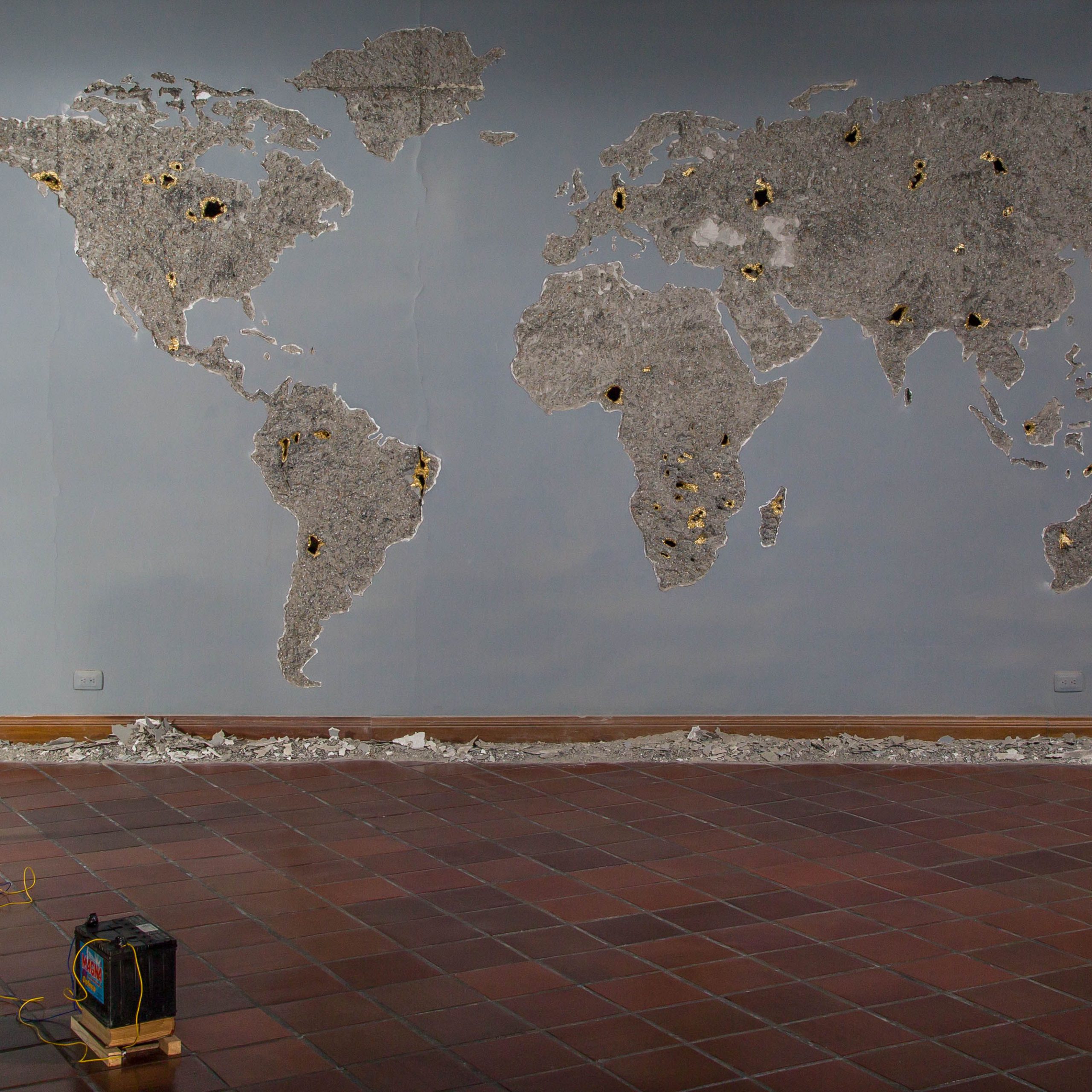 Mario Opazo, Mapa mudo, 2016. Intervención escultórica. Foto: Tatiana Toro. Cortesía 44 Salón Nacional de Artistas.