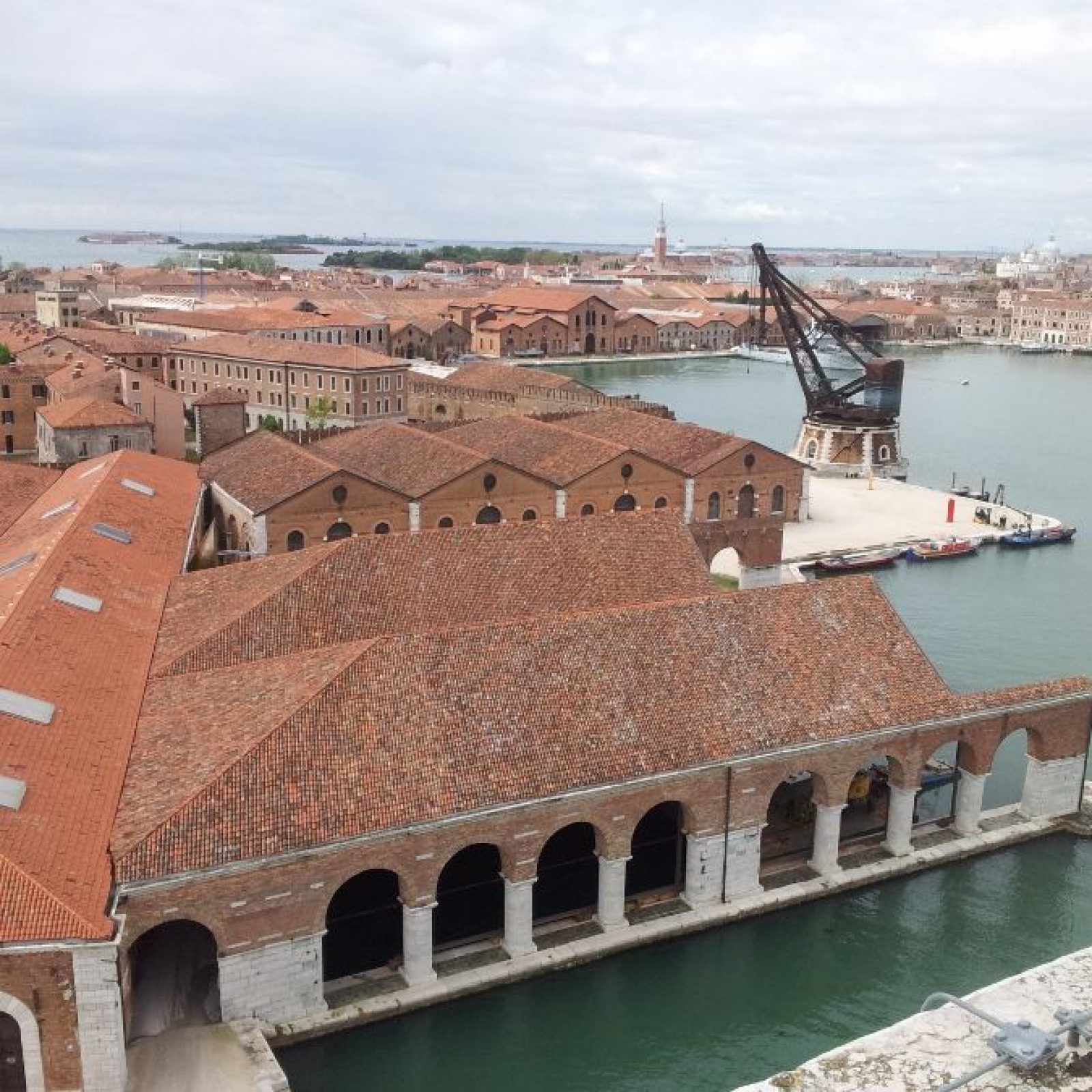 Overview Arsenale_Photo by Andrea Avezzù - Courtesy La Biennale di Venezia