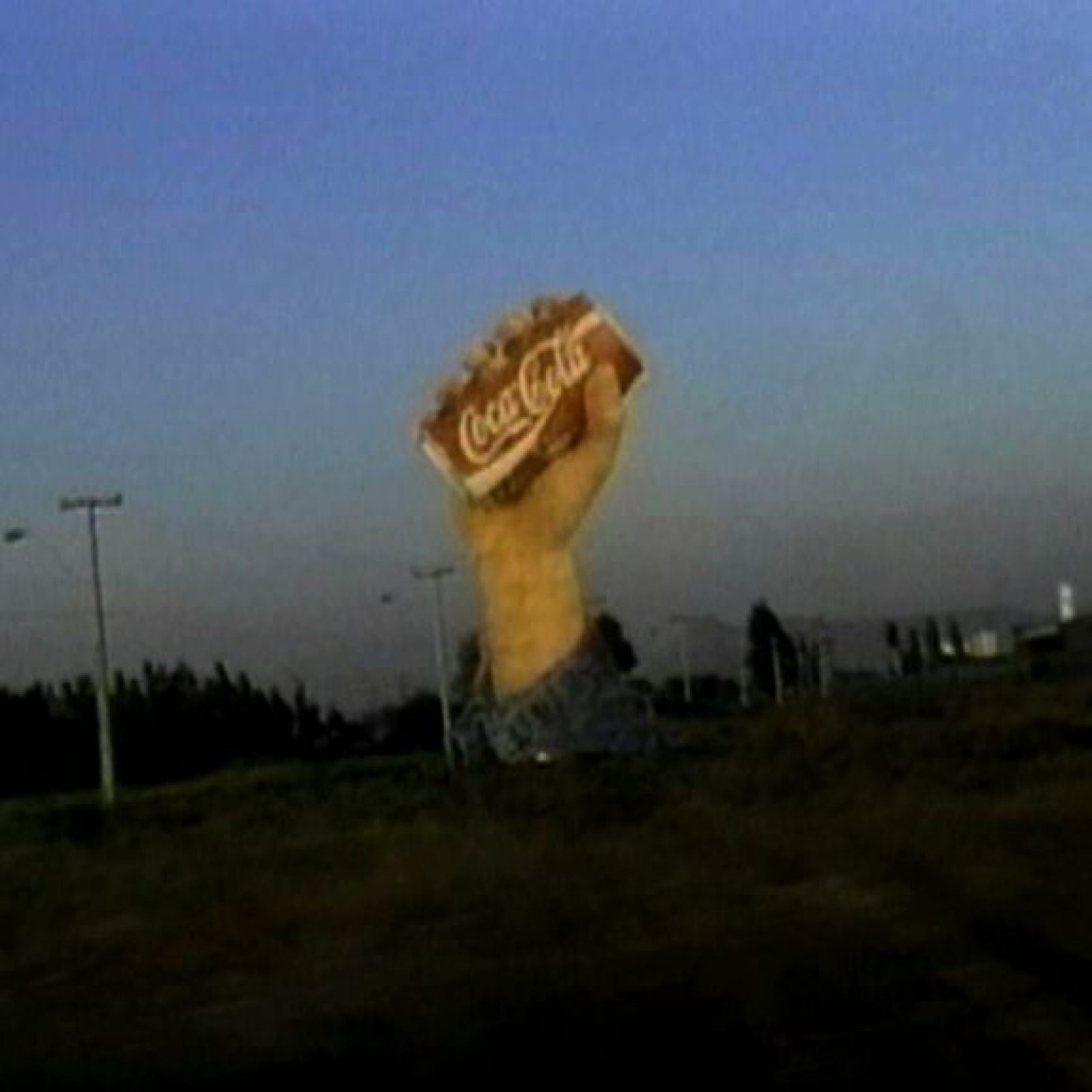 Martha Rosler, Chile on the Road to NAFTA, 1997, video monocanal, color, sonido, 10 min. Col·lecció MACBA. Dipòsit de l'Ajuntament de Barcelona