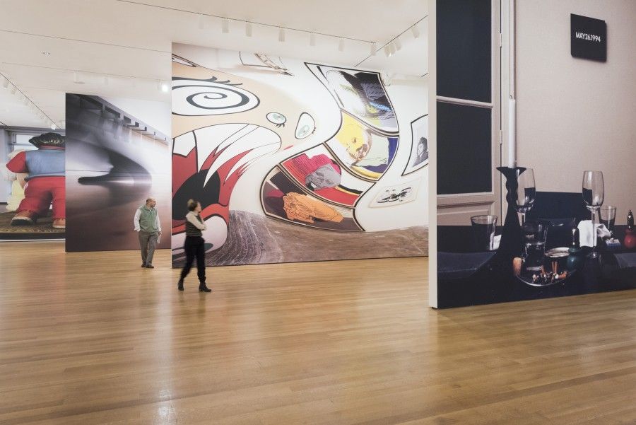 Vista de la exposición "Why Pictures Now", de Louise Lawler, en el Museum of Modern Art (MoMA), Nueva York, 2017. © 2017 The Museum of Modern Art. Photo: Martin Seck