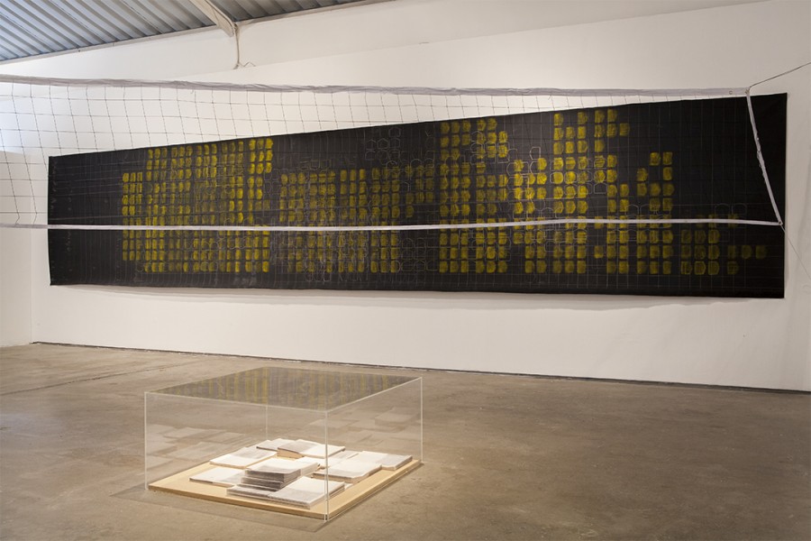 Vista de la exposición "Fuera de Sitio", de Leonardo Nieves, en Abra, caracas, 2017. Cortesía del artista y de la galería