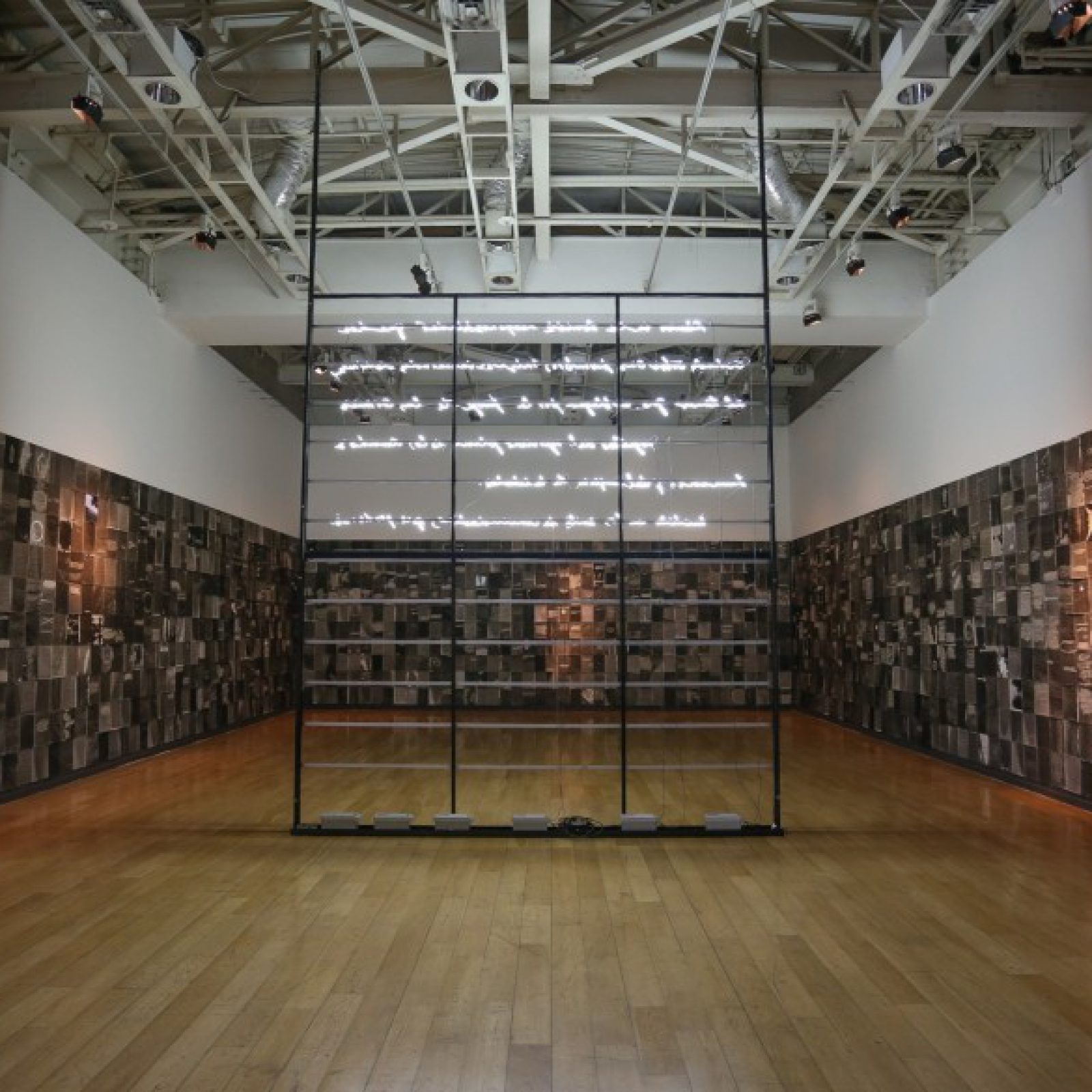 Vista de la exposición de Fernando Prats en el Museo de la Memoria y los Derechos Humanos (MMDDHH), Santiago de Chile, 2017. Cortesía: MMDDHH