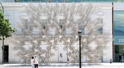 Ai Weiwei, “Forever”, 2015, 1254 bicicletas de acero, 950 x 1600 x 290 cm. Foto: Gian Paolo Minelli. Explanada de la Fundación Proa, 2017-2018