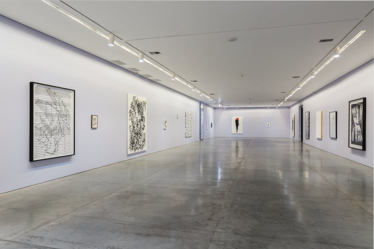 Vista de la exposición "Herramientas de trabajo", de Carlos Amorales, en el Museo de Arte Moderno de Medellín (MAMM), 2017. Foto: Carlos Tobón