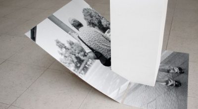 Pablo Jansana, Drumpcomputtern, Iroquese, Anfetamina, 2014, impresión Lambda y troquelado, columna de concreto, 160 x 120 cms. Cortesía: Galería Artespacio