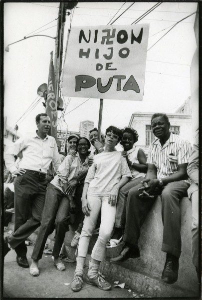 José A. Figueroa, Nixon hijo de puta, La Habana, mayo de 1970. Colección Leticia y Stanislas Poniatowski. © José A. Figueroa