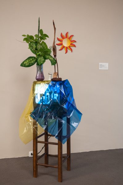 Vista de la exposición "Oxalá que dê bom tempo", de Regina Vater, en el MAC Niterói, Río de Janeiro, 2017. Foto: Luiz Ferreira