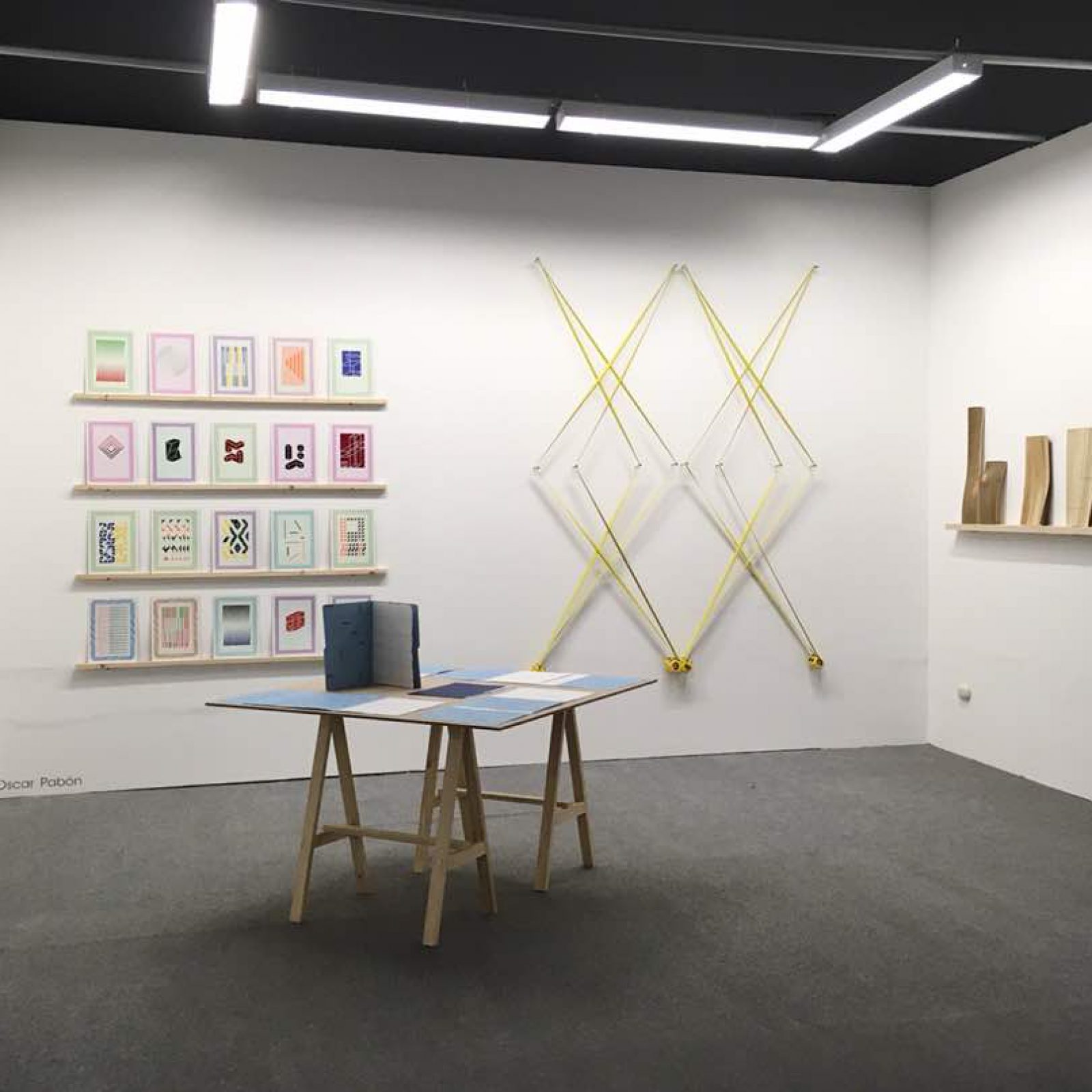 Stand de ABRA Caracas en Feria PArC 2018, Lima. Cortesía de la galería