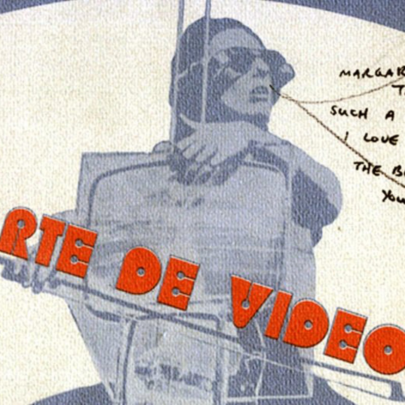 Catálogo de la exposición Arte de video, Museo de Arte Contemporáneo de Caracas, 1975. Diseño gráfico: Soledad Mendoza. Dedicatoria a Margarita D’Amico por Charlotte Moorman.