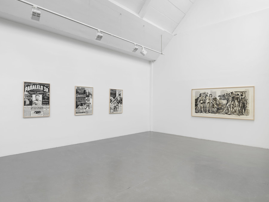 Vista de la exposición de Fernando Bryce en Galerie Barbara Thumm, Berlín, 2018. Foto: Jens Ziehe