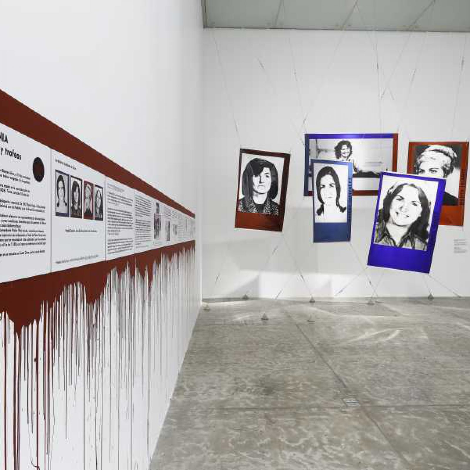 Vista de la exposición “Leandro Katz. Proyecto para el día que me quieras y la danza de fantasmas”, en el Museo Universitario Arte Contemporáneo, 2018. Foto: Oliver Santana. Cortesía MUAC.