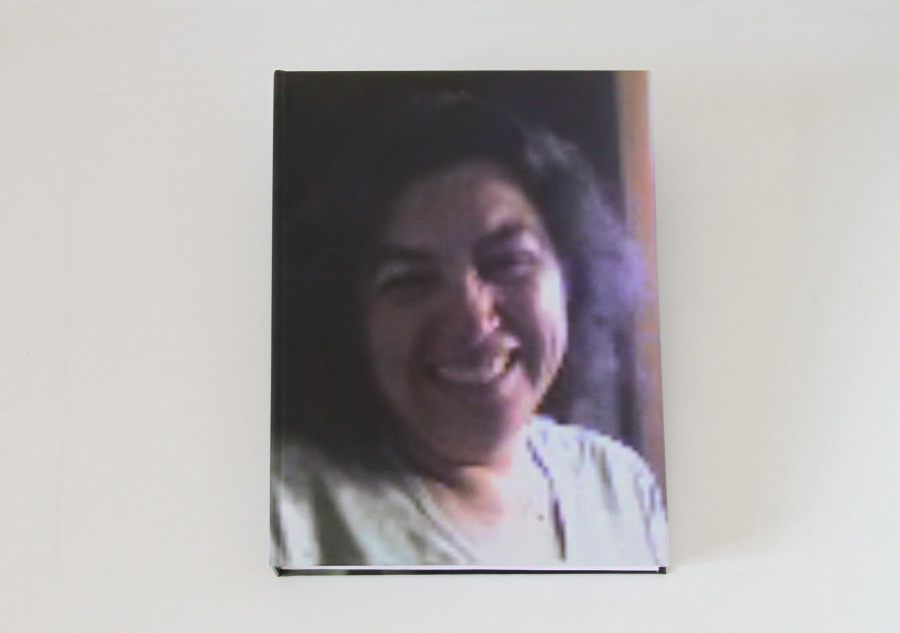 Gonzalo Reyes Araos, Mother PNG (2014). Este libro contiene el código png completo que lee una computadora para mostrar la imagen de una captura de pantalla tomada durante una conversación por Skype entre el artista, que vive en Berlín, y su madre, que vive en Chile.