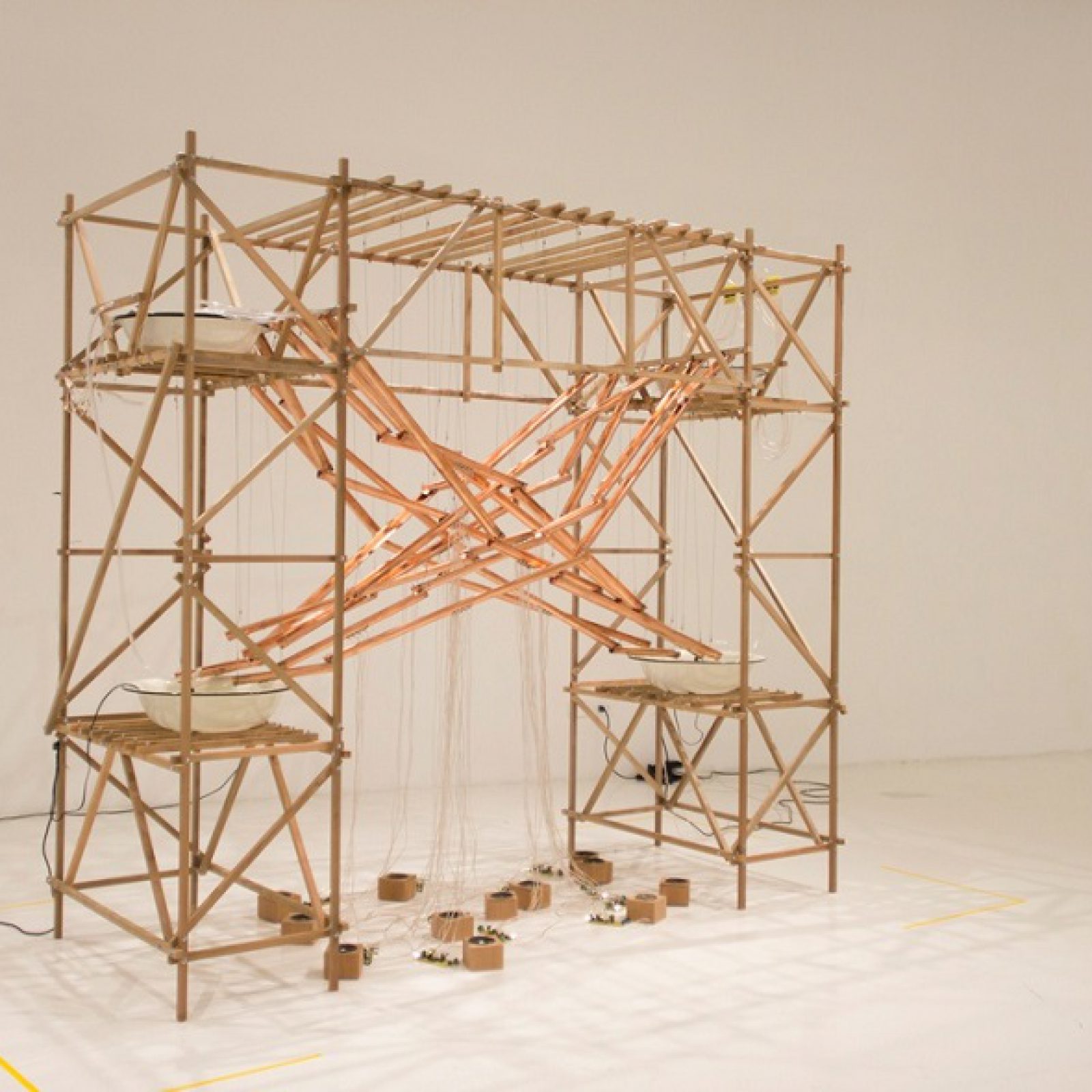 Instalación "The Water Resistances Laboratory Toboggans", proyecto de Claudia González Godoy para el festival Ars Electronica 2018, en Linz, Austria. Foto: cortesía Ars Electronica.