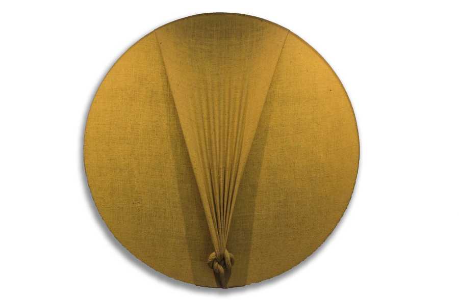 JORGE EIELSON. Disco Solare, tela sobre bastidor de madera, 127 cm de diámetro, 2005. Cortesía: Revolver