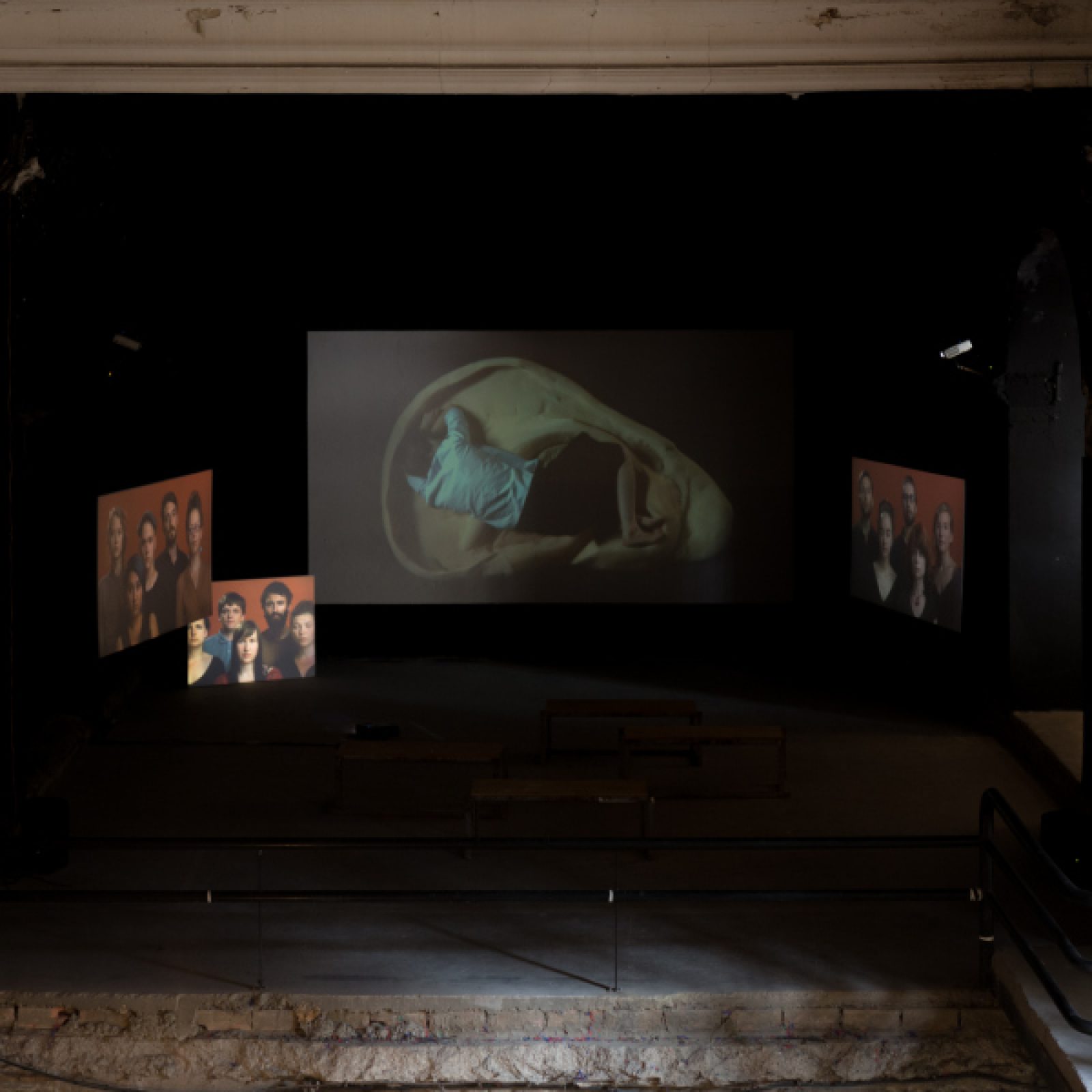 Vista de la exposición "Debes seguir. No puedo seguir. Seguiré", en Espacio Odeón, Bogotá, 2018. Foto cortesía de Espacio Odeón