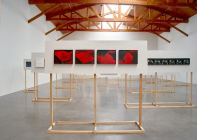 Vista de la exposición "Ya no, todavía no", de Iñaki Bonillas, en kurimanzutto, Ciudad de México, 2018. Cortesía de la galería