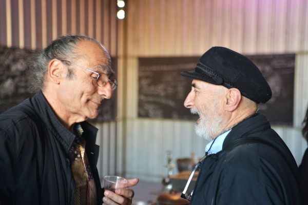Antoni Miralda y Juan Pablo Langlois, en Sabores y Lenguas, Galería Metropolitana, Santiago de Chile, 2013. Foto: Andrés Cruz