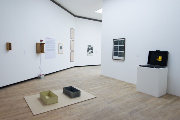 Vista de la exposición Joseph Beuys. Obras 1955-1985. Cortesía: Proa