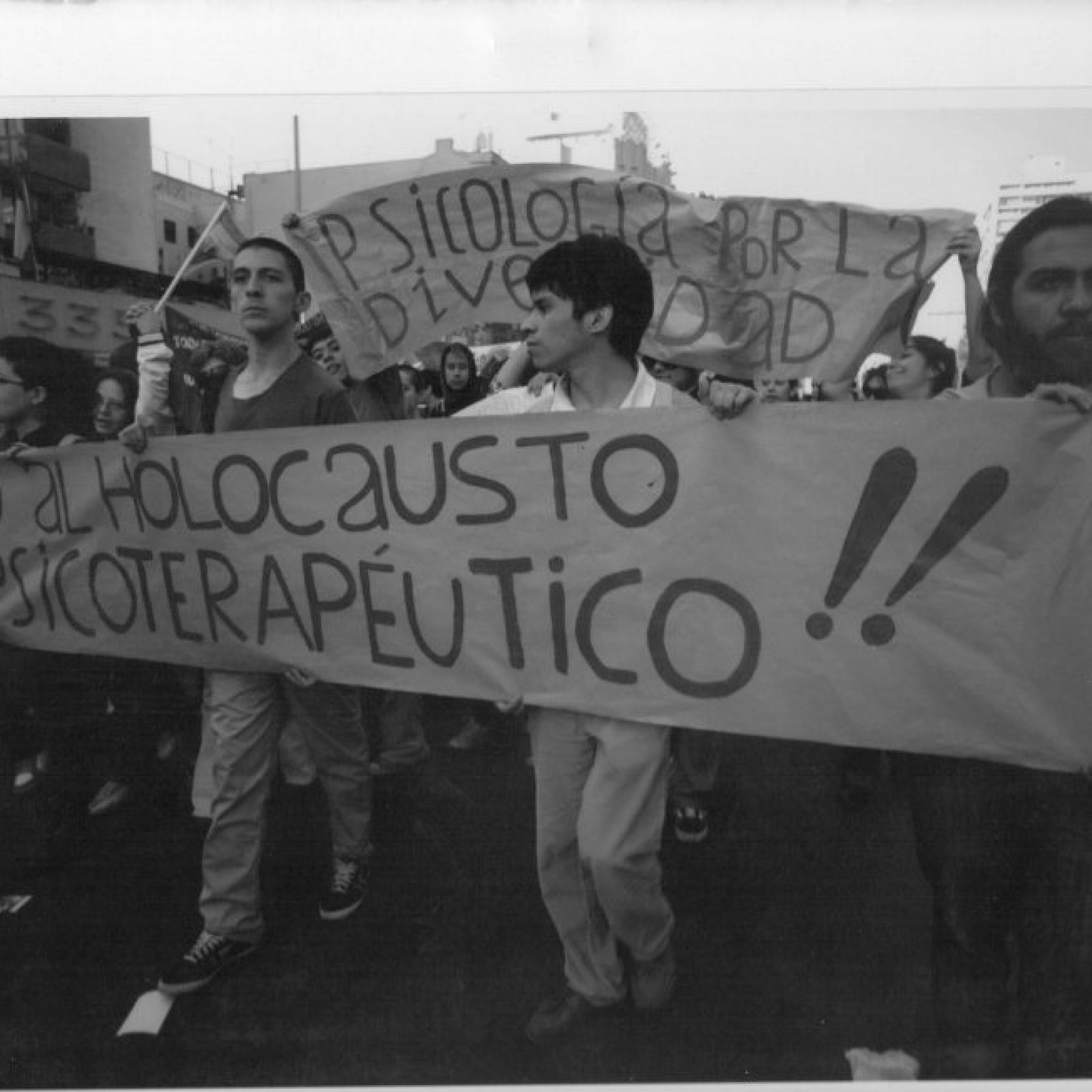 Holocausto Psicoterapéutico, Santiago de Chile, década de los 90. Cortesía: Movimiento de Diversidad Sexual/ MUMS – Chile