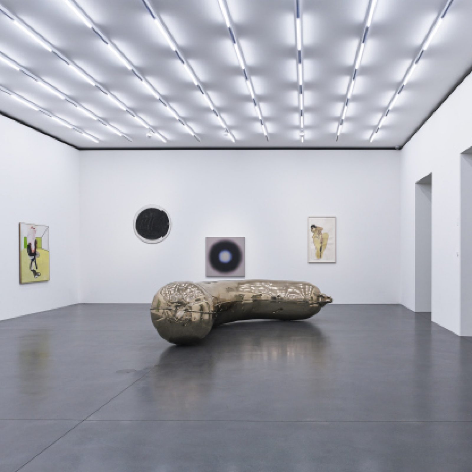From left to right: works by Maria Lassnig, Teresa Pagowska, Judith Bernstein, Wojciech Fangor, Marlene Dumas, Sylvia Sleigh, Sarah Lucas (sculpture). Installation view of "A Woman Looking at Men Looking at Women." Courtesy: Art Stations Foundation CH, Muzeum Susch © Błażej Pindor for Muzeum Susch / Art Stations Foundation CH
