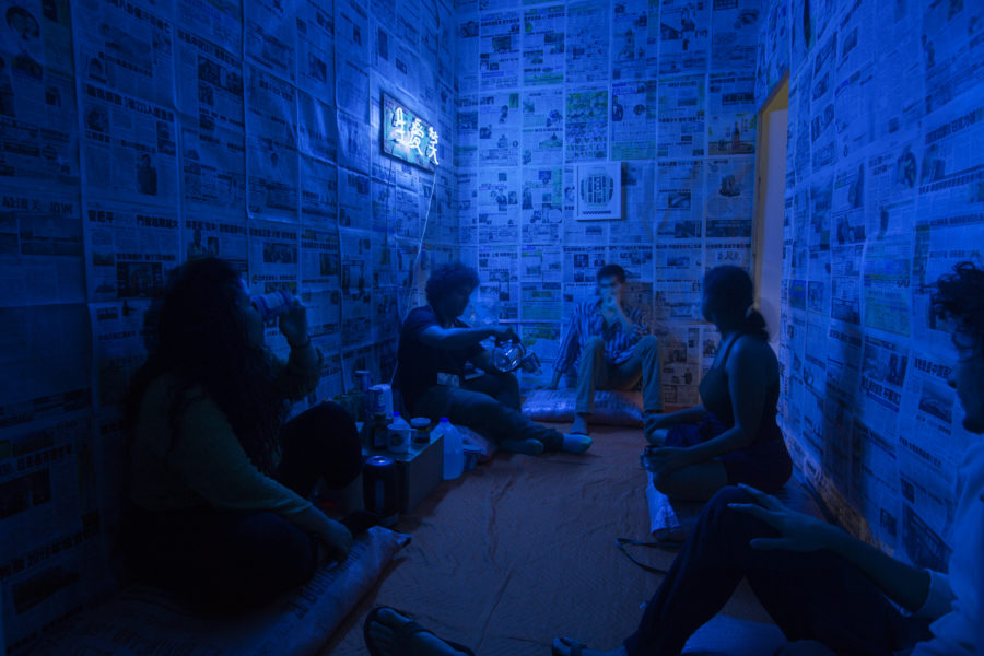 Manuel Mendoza Sánchez, Common Grounds, 2019. Vista de la exposición en Embajada, San Juan de Puerto Rico, 2019. Cortesía del artista y Embajada