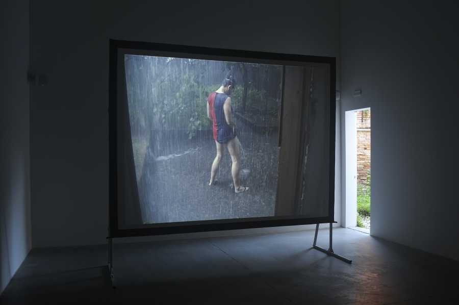 Vista del Pabellón de España, Perforated, de Itziar Okariz y Sergio Prego, en la 58° Bienal de Venecia, 2019. Foto: Claudio Franzini