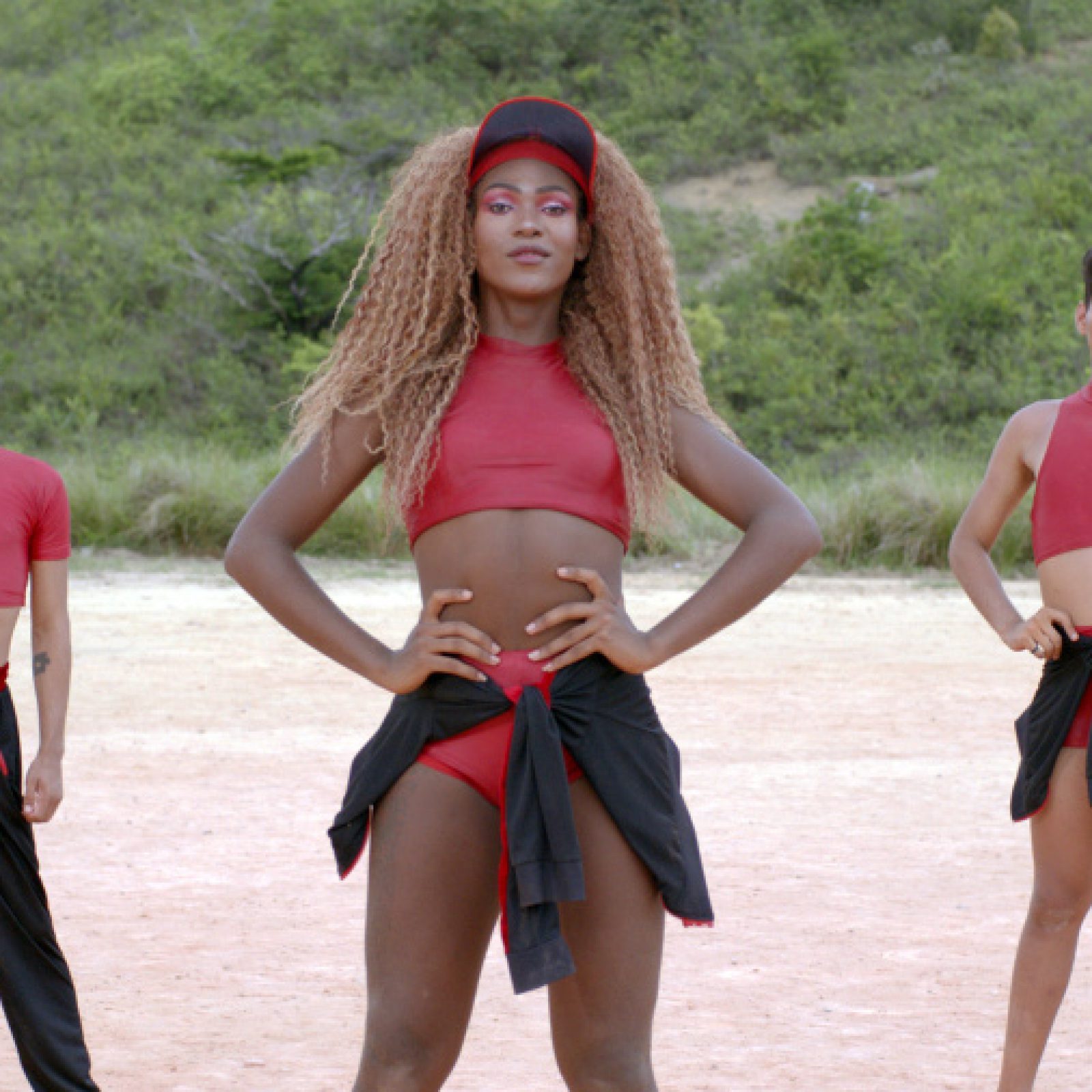 Bárbara Wagner & Benjamin de Burca, Swinguerra, 2019, still de film. Cortesía: Fundação Bienal de São Paulo