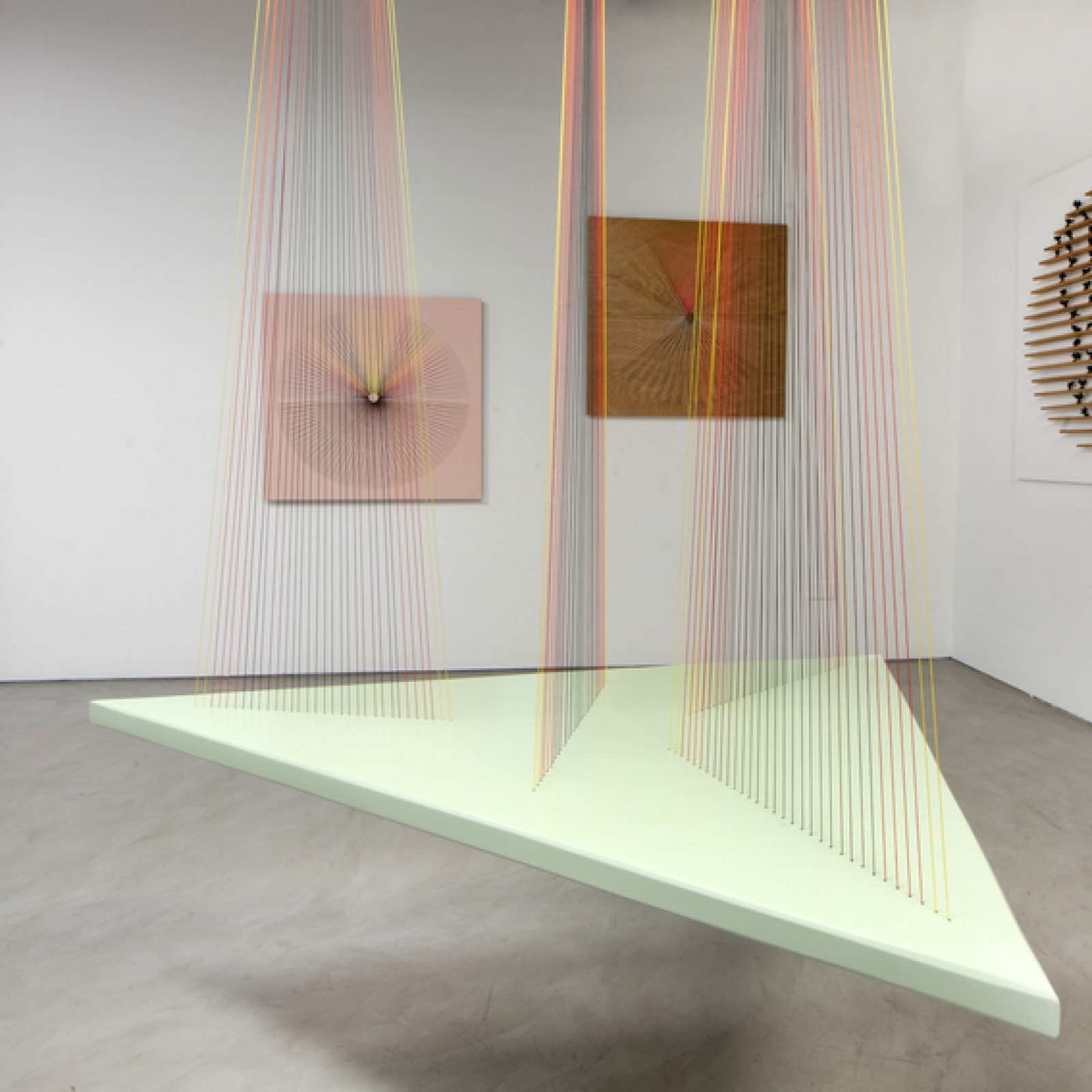 Vista de la exposición "Pare de sufrir", de Patricia Castillo (Patatus), en Lucy García Galería, Santo Domingo, República Dominicana, 2019. Foto cortesía de la galería