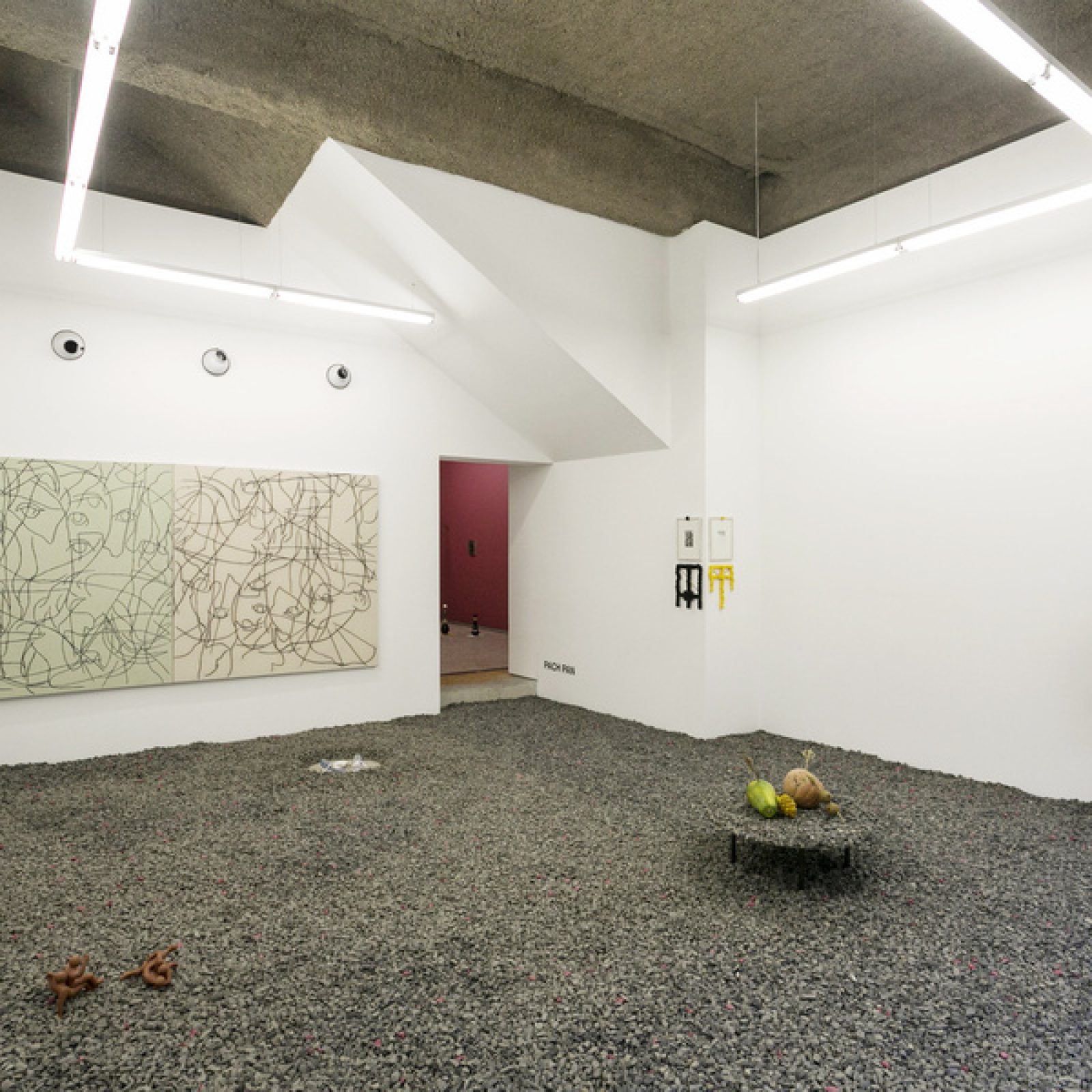Vista de la exposición "Pach Pan", DiabloRosso, Ciudad de Panamá, 2019. Foto cortesía de la galería