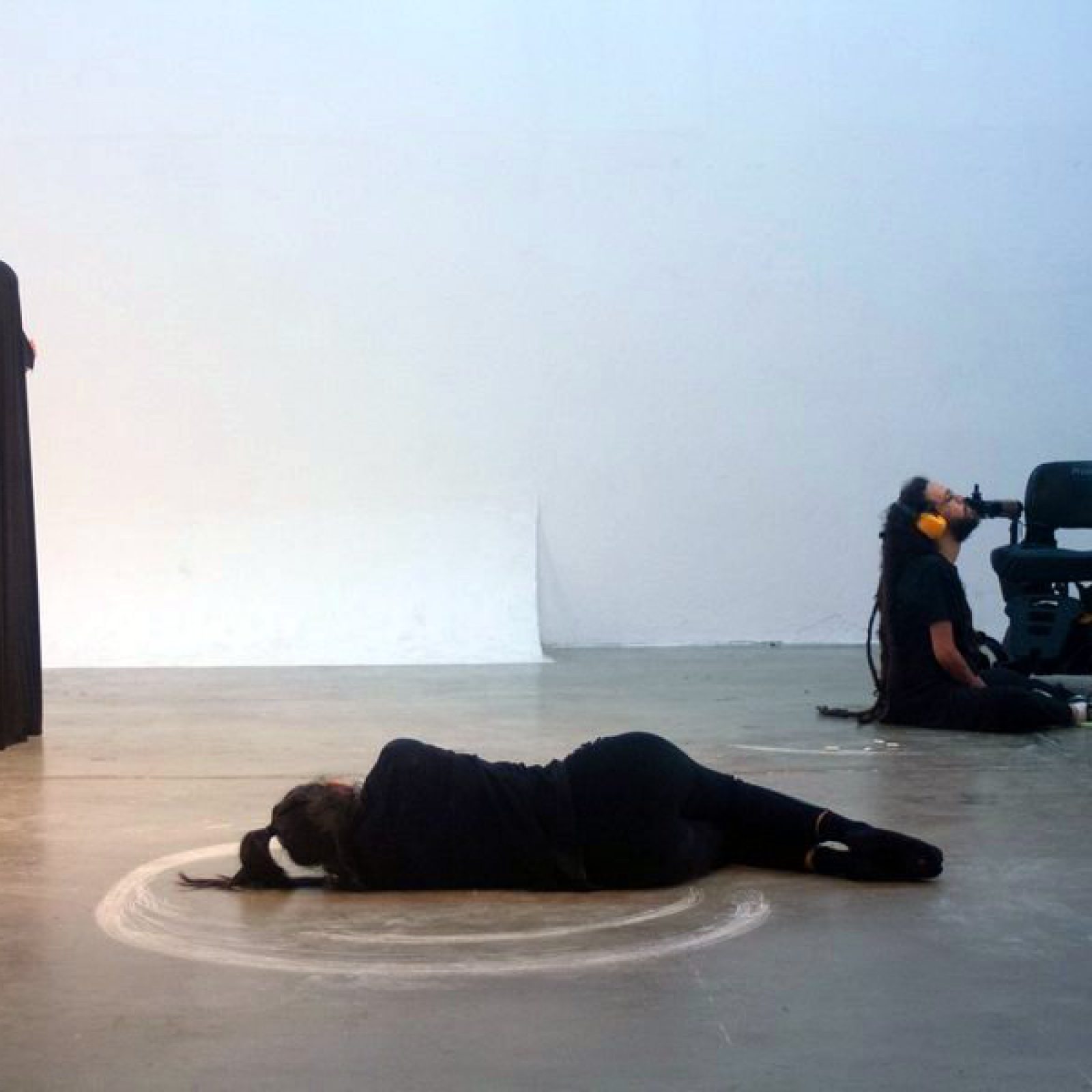 Taller de Performatividad Social, Centro de Arte Los Galpones, Caracas, 2019. Foto cortesía de Portaespacios