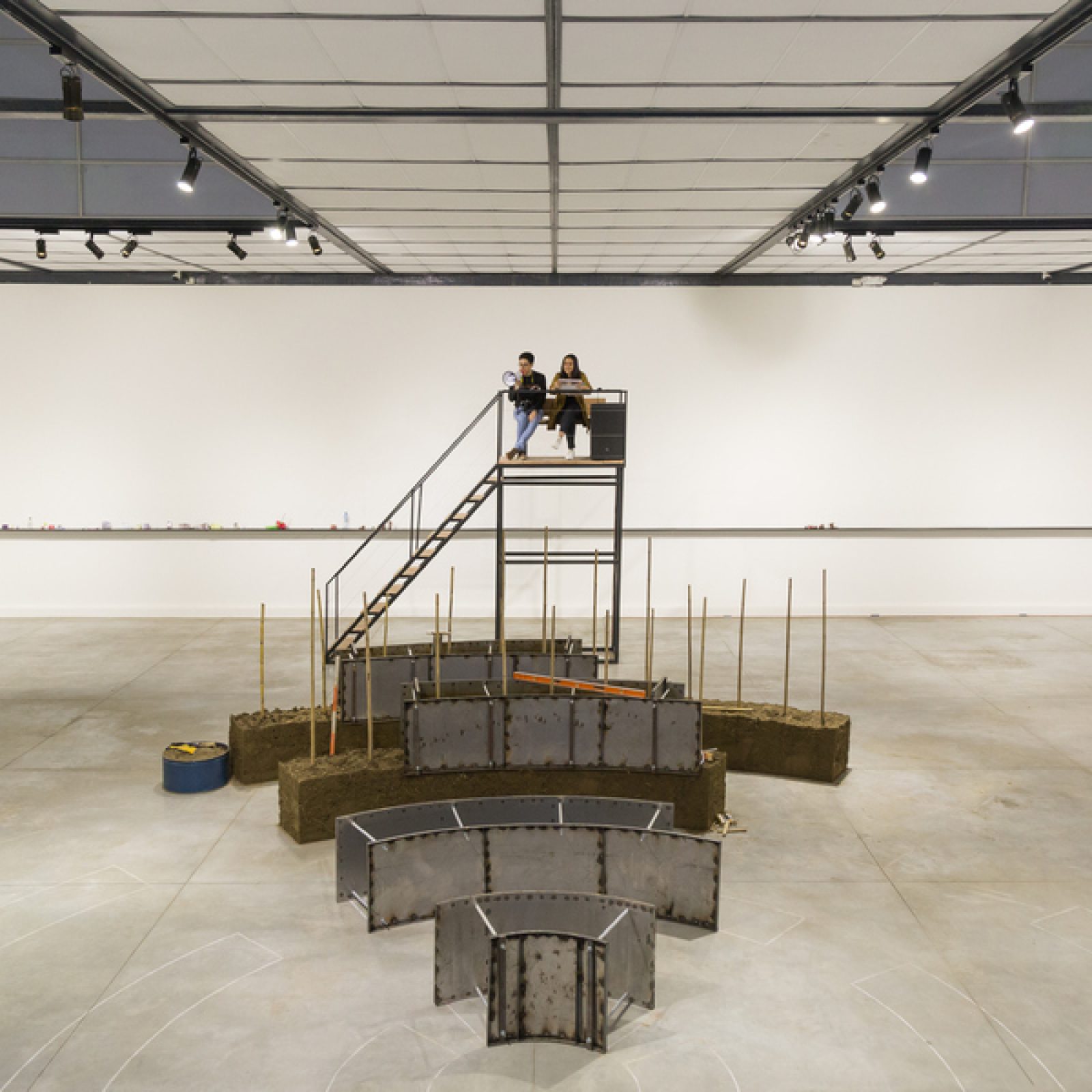 Vista de la exposición "Materia Comun", de Ximena Garrido-Lecca e Ishmael Randall Weeks, en el MAC de Lima, 2019. Foto: Jessica Alva