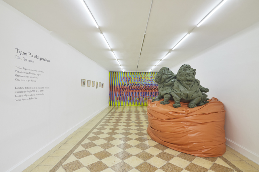 Vista de la exposición “Tigres Prestidigitadores”, de Pilar Quinteros, en 80m2 Livia Benavides, Lima, 2019. Foto cortesía de la galería