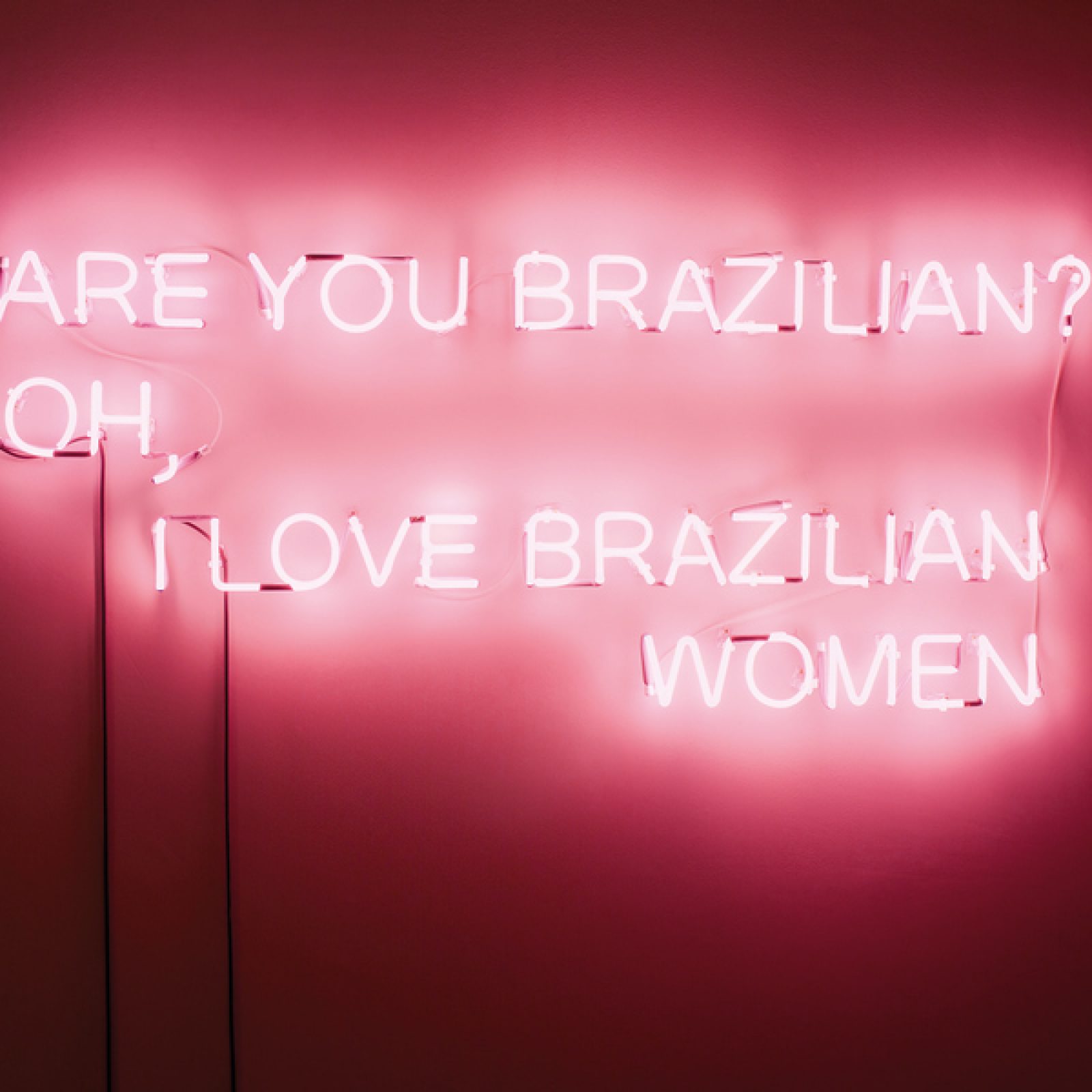 Santarosa Barreto, Brazil, 2018, neón, 100 x 150 cm. Cortesía: Colección MASP