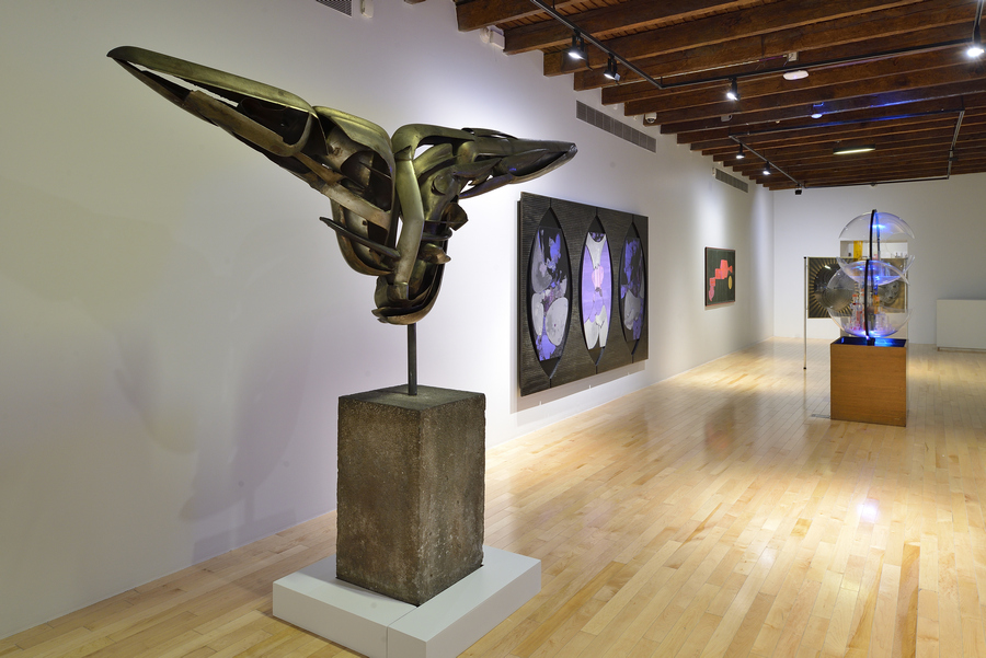 Vista de la exposición "Un arte sin tutela: Salón Independiente en México, 1968-1971", en el Museo Amparo, Puebla, México, 2020. Cortesía del museo 