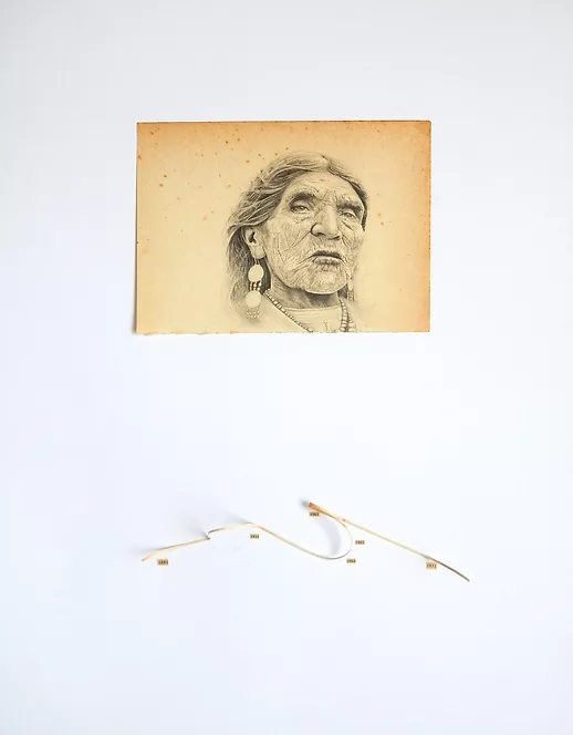 Ricardo Coello Gilbert, Dolores Cacuango (1881-1971) (Activista por los derechos indígenas. De la serie “Susurros en la infinidad”), 2019, lápiz sobre papel, tira de papel y papel impreso, 48,2 x 38,4 cm. Cortesía del artista.