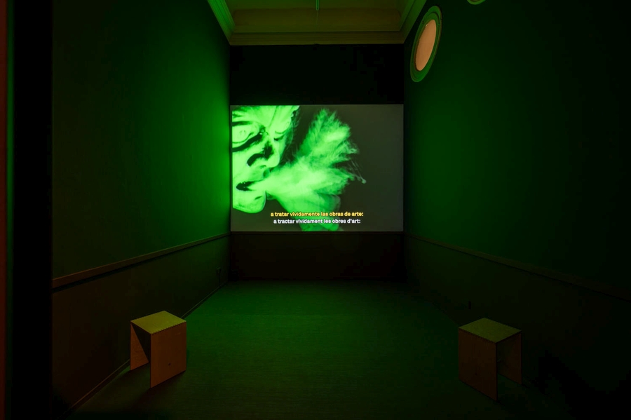 Vista de la exposición “Pensando en bucle”, de Boris Groys, en La Virreina Centre de la Imatge, Barcelona, 2020-2021. Cortesía: La Virreina Centre de la Imatge