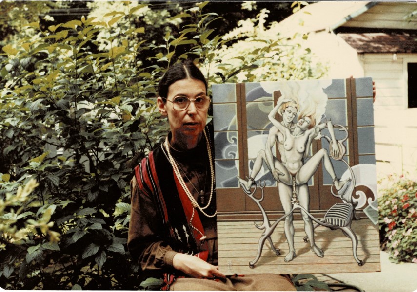 Susana Wald posando con su pintura Teoria del conocimiento o de los ejercicios espirituales, 1983. Foto: Otto Zeller.