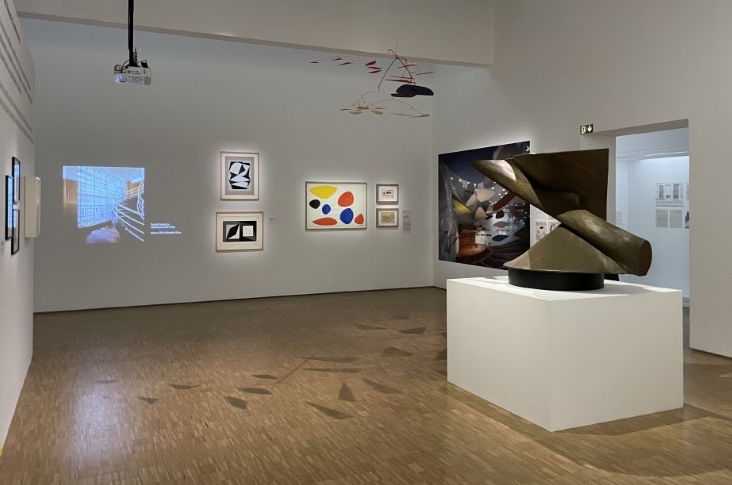 Vista de la exposición "Carlos Raúl Villanueva et la synthèse des arts", en el Centre Pompidou, París, 2021-2022. Foto: Isabela Villanueva 