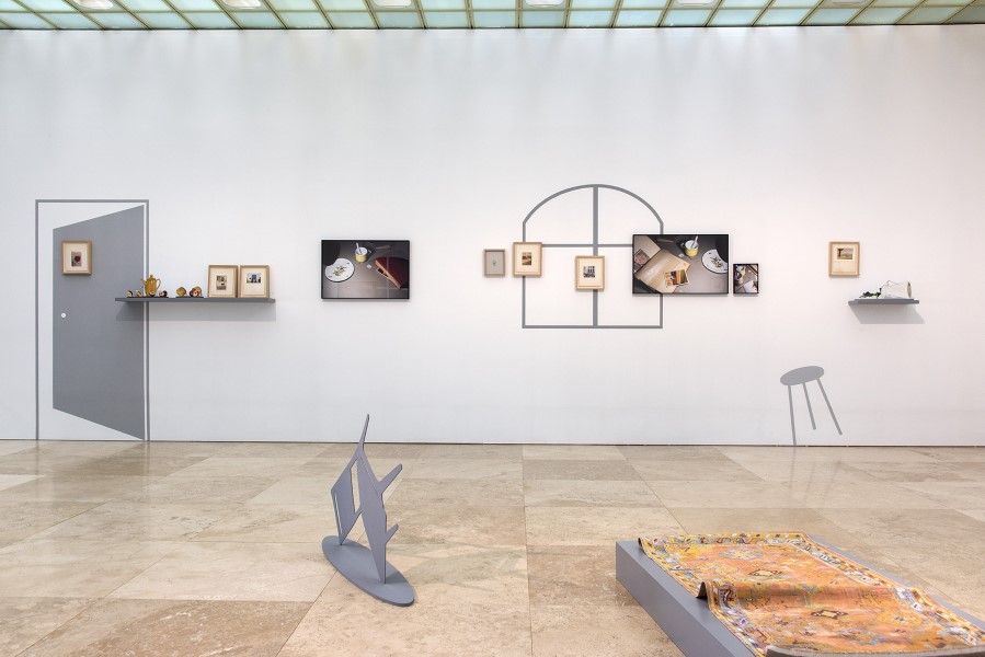 Vista de la exposición "Recordis", de Andrea Breinbauer, en Galería Patricia Ready, Santiago de Chile, 2022. Foto: Jorge Brantmayer