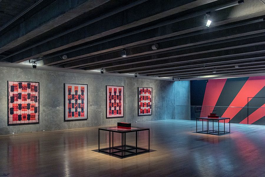 Vista de la exposición “El Ladrillo”, de Patrick Hamilton, en el Museo de Arte Contemporáneo de Buenos Aires (MACBA), 2022. Foto: Pablo Jantus