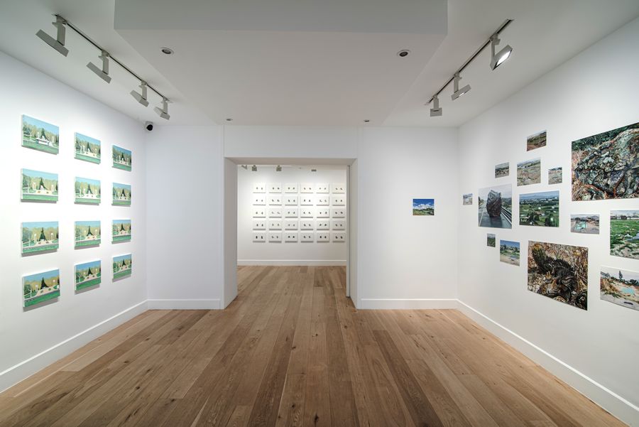 Vista de la exposición “Materia Vibrante”, de Christian Vinck y Álvaro Oyarzún. Galería Lucía Mendoza, Madrid, 2022. Foto: Álvaro Oliveros