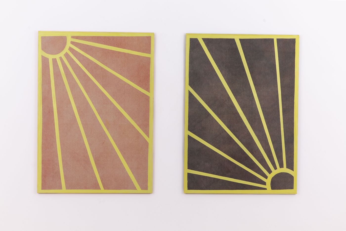 Luis Romero, Rising sun / Falling sun, 2022. Acrílico y tinta sobre tela, 116,5 cm x 82,2 cm c/u. Cortesía del artista y Kupfer