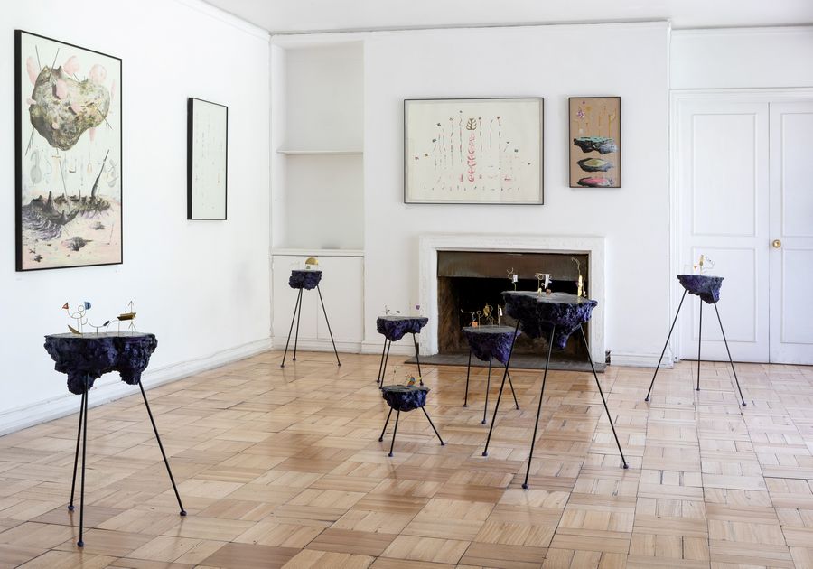 Vista de la exposición “Tijerales”, de Javier Otero, en Collectio, Santiago de Chile, 2023-2024. Foto cortesía de la galería