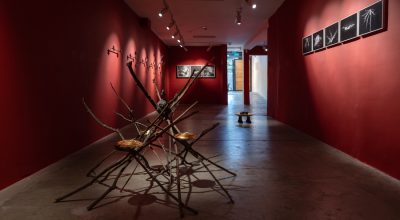 Relatos Barrocos contados por un Gorrión, de Gonzalo Vargas M. Foto: Hugo Pico, N24 Galería de Arte, Quito, 2025