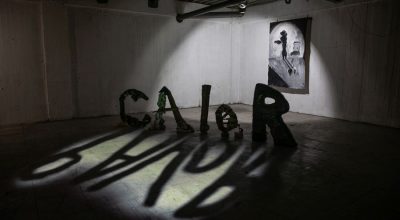 Exposición Calor Pavor, de Julián Matta, en Cripta Galería, Santiago, 2025. Foto: Rayen Luna Solar