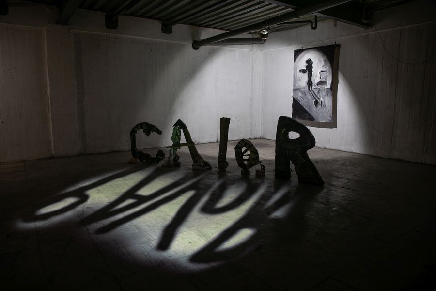 Exposición Calor Pavor, de Julián Matta, en Cripta Galería, Santiago, 2025. Foto: Rayen Luna Solar