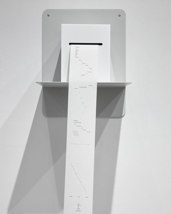 Valentina Améstica, M.A.P.S., Miriam Gallery, Brooklyn, Nueva York, 2025. Foto cortesía de Miriam Gallery. Diseño de mobiliario Andro Yurac